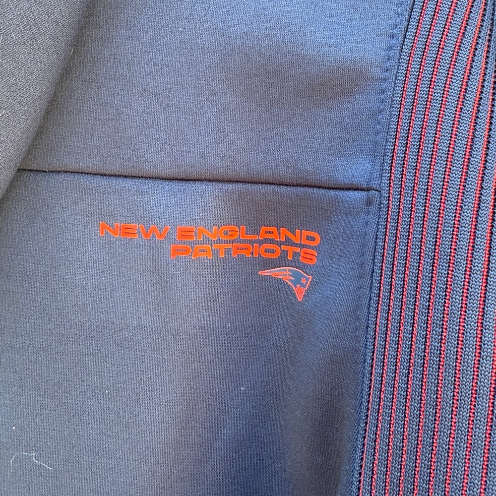 Patriots Nike On Field Team Apparel Full-Zip Hoodie - Picture 6 of 7
